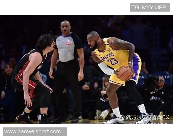 尼克斯教练续约潮背后的财富密码与篮球梦想 尼克斯教练续约潮背后的财富密码与篮球梦想