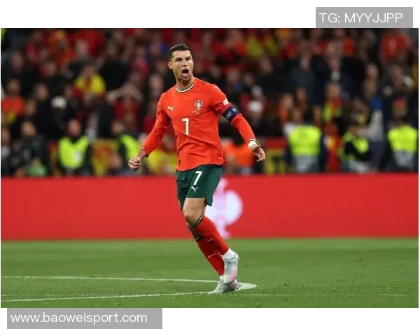 C罗坦言愿为国家队奉献一生不再效力任何俱乐部 C罗坦言愿为国家队奉献一生不再效力任何俱乐部