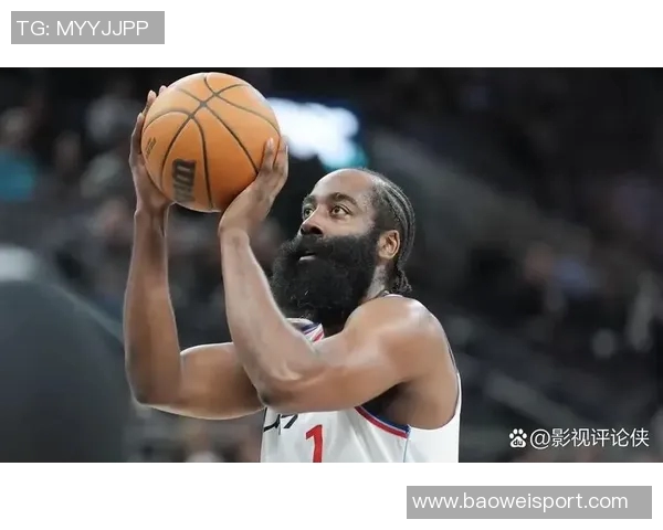 哈登谈客场逆转困难称这是一场防守大战需全力以赴才能争胜