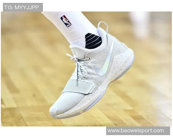 乔治亲自确认PG1签名鞋明年将在中国独家复刻发售 乔治亲自确认PG1签名鞋明年将在中国独家复刻发售